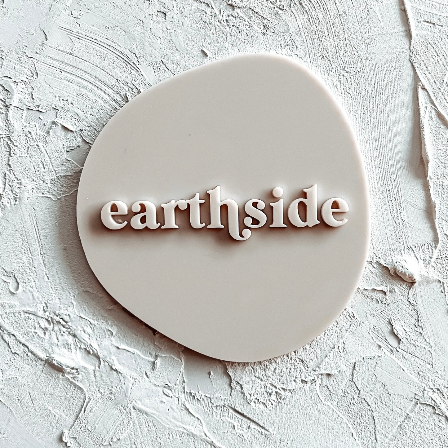 Announcement Plaque - Monochromatic Abstract Round